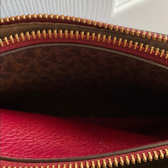 Michael kors crossbody bag - Picture 8 of 13